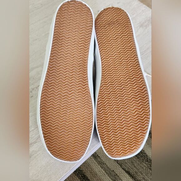 Kenneth Cole New York Sneakers - Picture 5 of 10